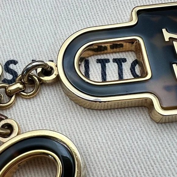 LOUIS VUITTON Porte Cles Confidence Bag Charm Key Ring Gold Metallic M65088 - Picture 8 of 17